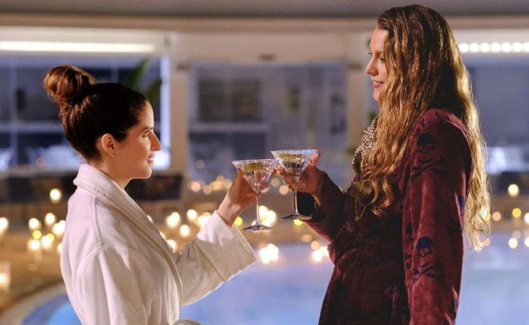 Anna Kendrick and Blake Lively in Another Simple Favor