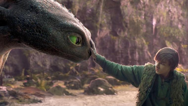 Toothless and Mason Thames in How to Train Your Dragon