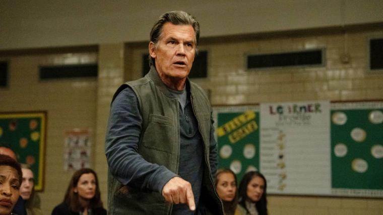 Josh Brolin in Weapons
