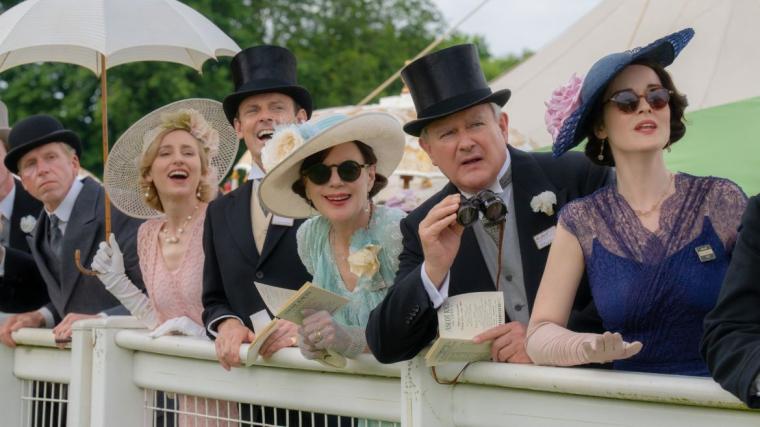Laura Carmichael, Harry Hadden-Paton, Elizabeth McGivern, Hugh Bonneville, and Michelle Dockery in Downton Abbey: The Grand Finale