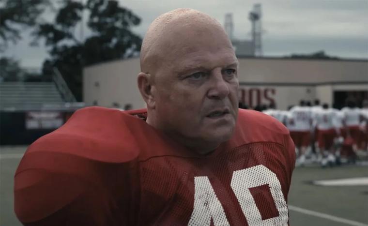 Michael Chiklis in The Senior