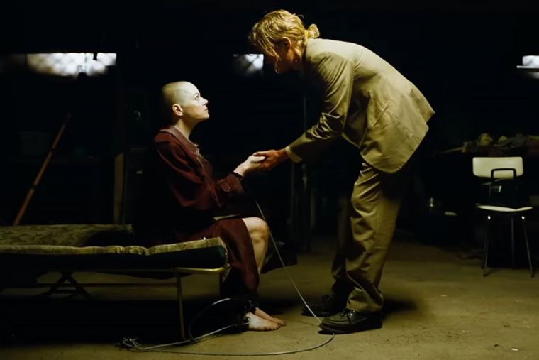 Emma Stone and Jesse Plemons in Bugonia