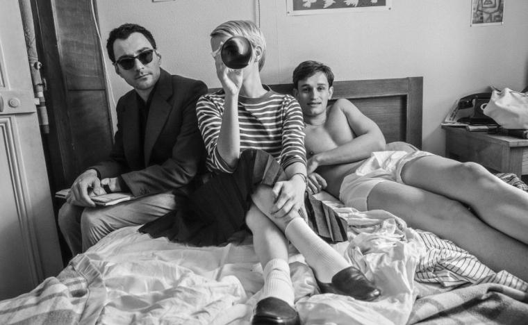 Guillaume Marbeck, Zoey Deutch, and Aubry Dullin in Nouvelle Vague