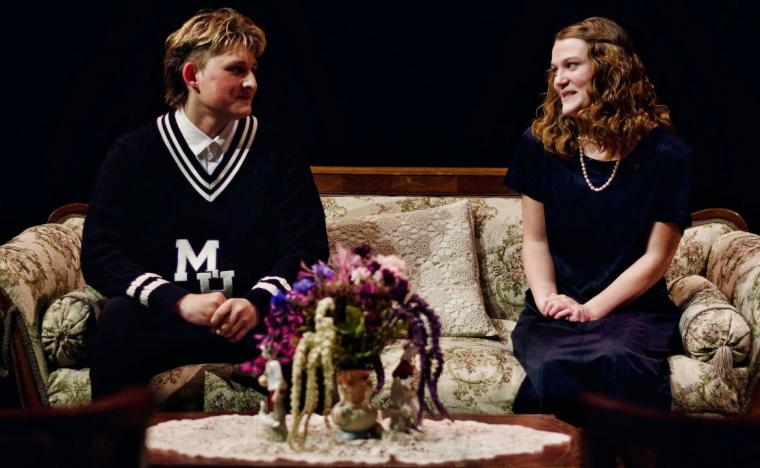 Lennon Roberts and Chloe Hansen in Cheaper by the Dozen