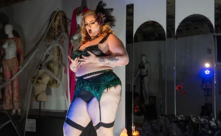 Dahlia Dutch performing at Ecdysiast Arts Museum, Oct. 25, 2025