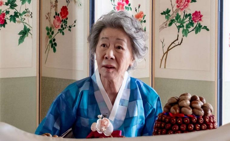 Youn Yuh-jung in The Wedding Banquet