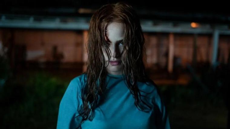 Madelaine Petsch in The Strangers: Chapter 3