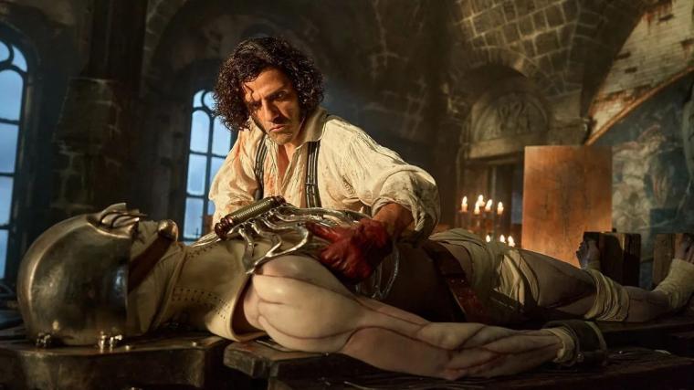 Jacob Elordi and Oscar Isaac in Frankenstein