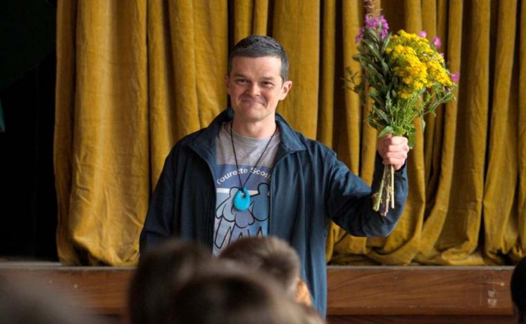 Robert Aramayo in I Swear