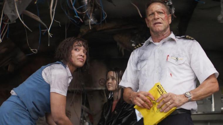 Lucy Barrett, Molly Belle Wright, and Aaron Eckhart in Deep Water