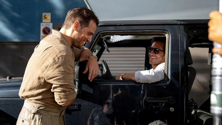 Henry Cavill and Jake Gyllenhaal in In the Grey