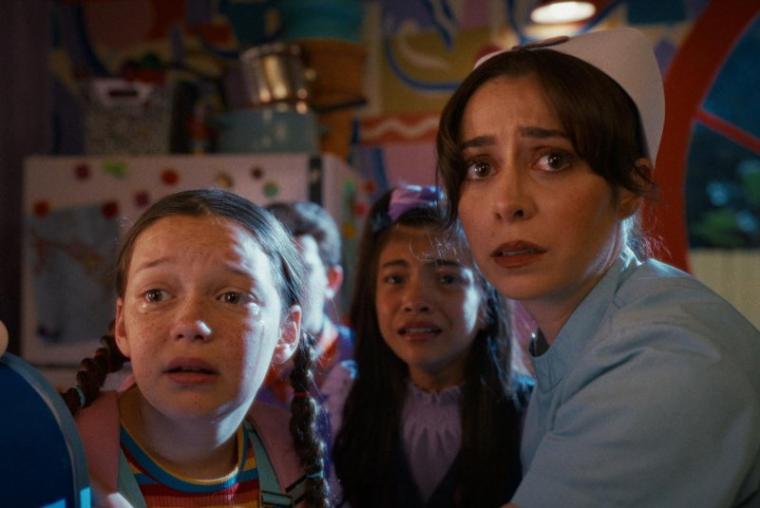 Delaney Quinn, Madison Skyy Polan, and Cristin Milioti in Buddy