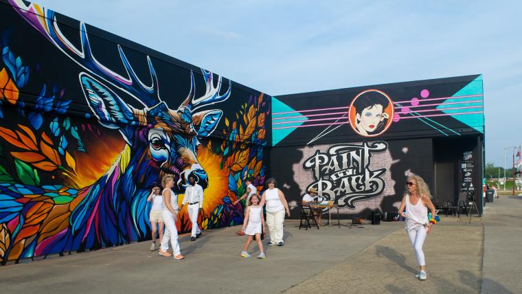 Paint it Back Mural Festival in Clinton, Iowa 2023 Paint it Back Mural Festival in Clinton, Iowa 2023