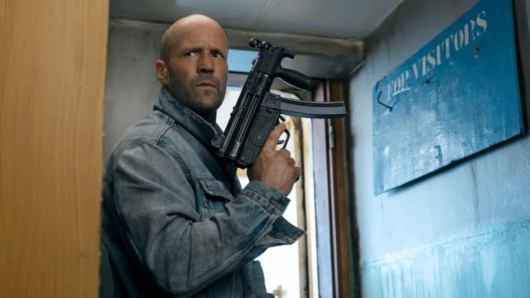 Jason Statham in Mutiny