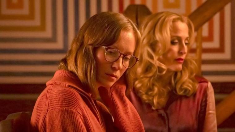Hannah Einbinder and Gillian Anderson in Teenage Sex & Death at Camp Miasma